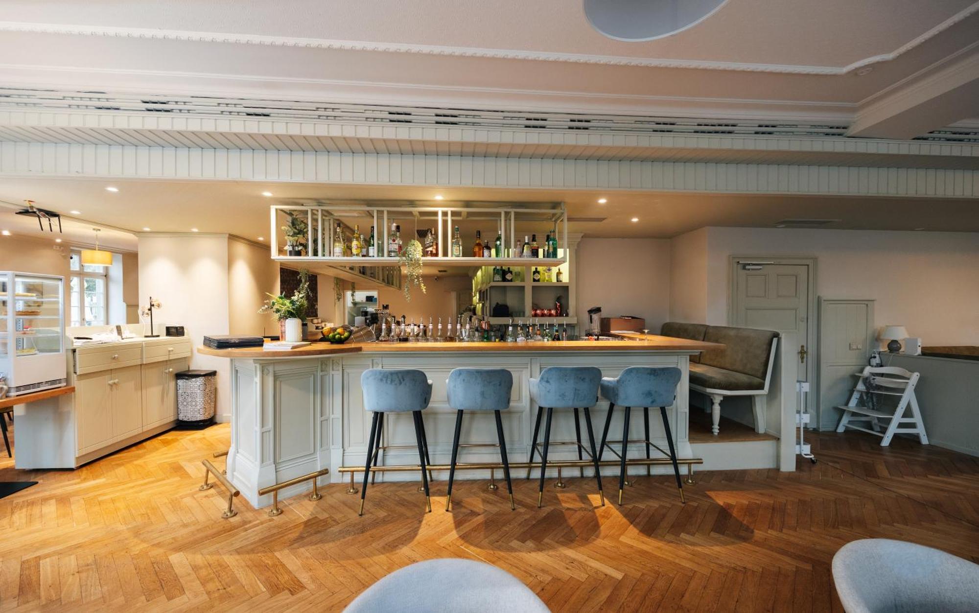 Celine Hotel Шветцинген Экстерьер фото